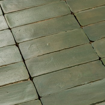 Terre Cuite Manuelle Chroma Olive 5x15 | Ceramic Connection