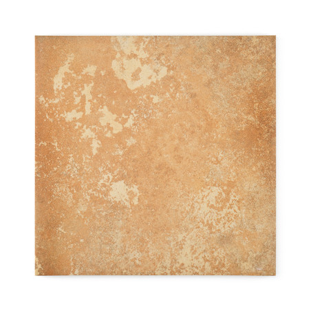 Un carreau de céramique carré affiche un motif texturé et marbré dans des tons terreux de brun et de beige, imitant les surfaces
