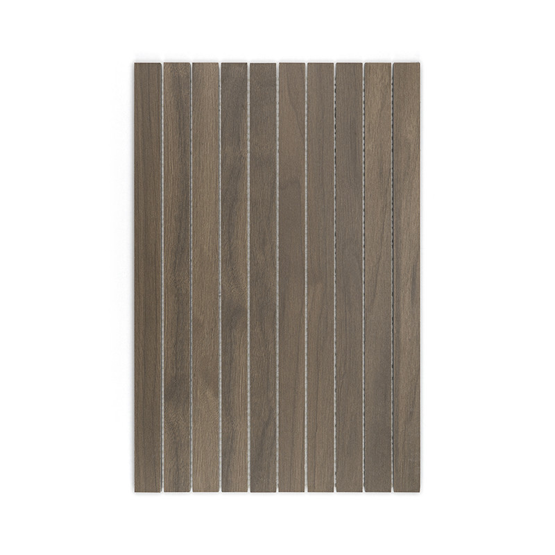 Le carreau rectangulaire marron présente des rainures verticales semblables à du bois, disposées uniformément sur sa surface, su
