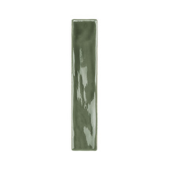 Un carreau rectangulaire brillant avec une teinte vert foncé et une surface réfléchissante, posé à plat sur un fond blanc.