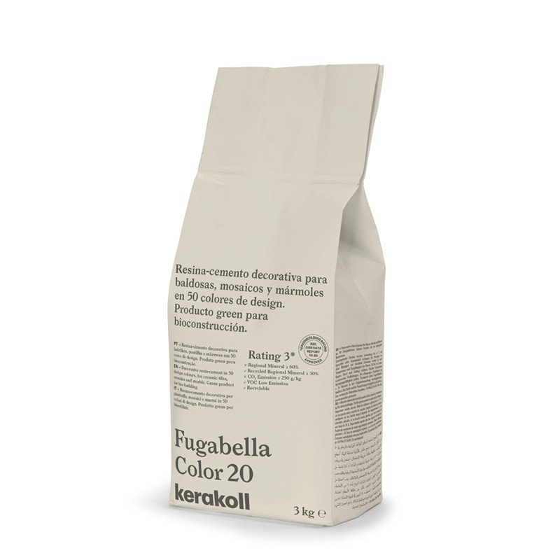 Saco com a etiqueta `Fugabella Color 20` em pé, promovendo cimento-resina decorativo para bioconstrução, 3 kg, da Kerakoll.