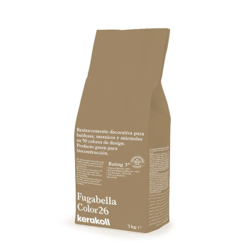 Una bolsa marrón con la etiqueta `Fugabella Color26` se encuentra en posición vertical sobre un fondo blanco. Cemento resinoso p