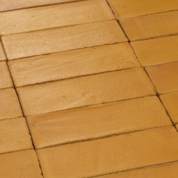 Terracota Manual Chroma Ocre 5x15 | Ceramic Connection